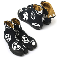 ������ Ninja shoes KAMON